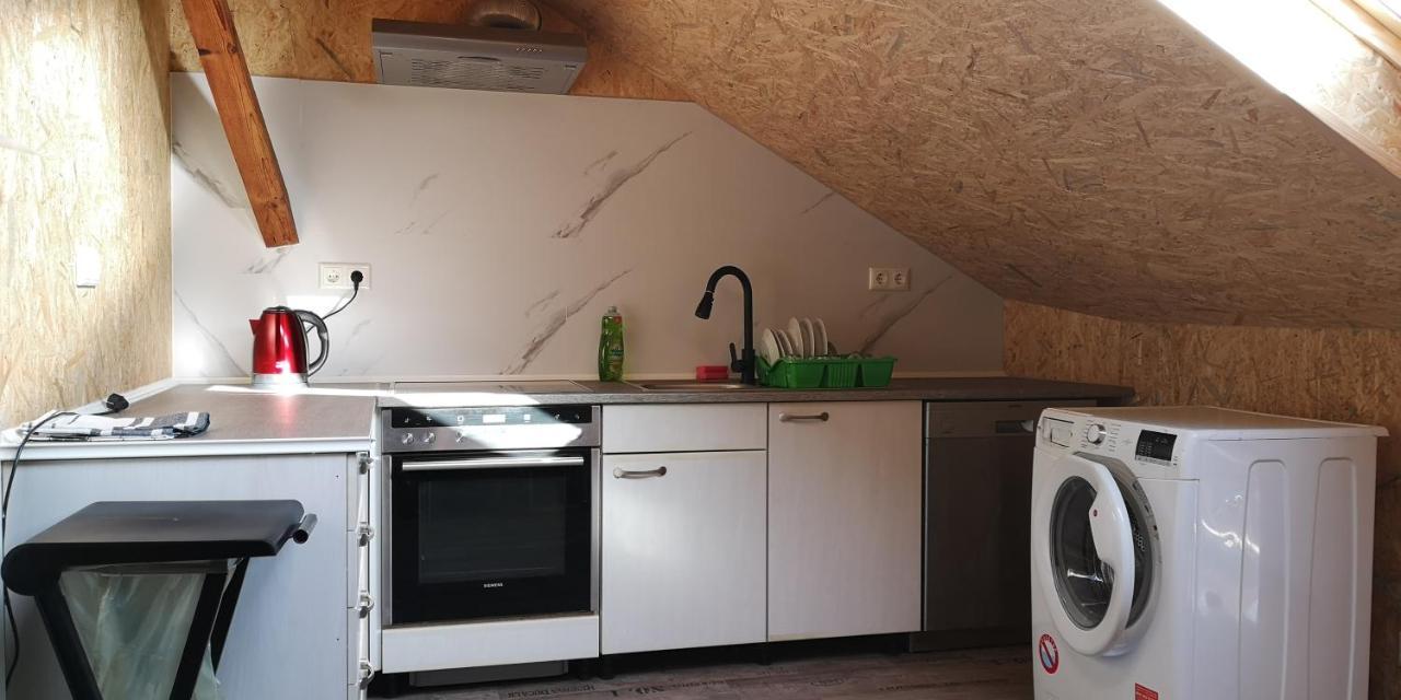Pension Dingolshausen Exteriör bild