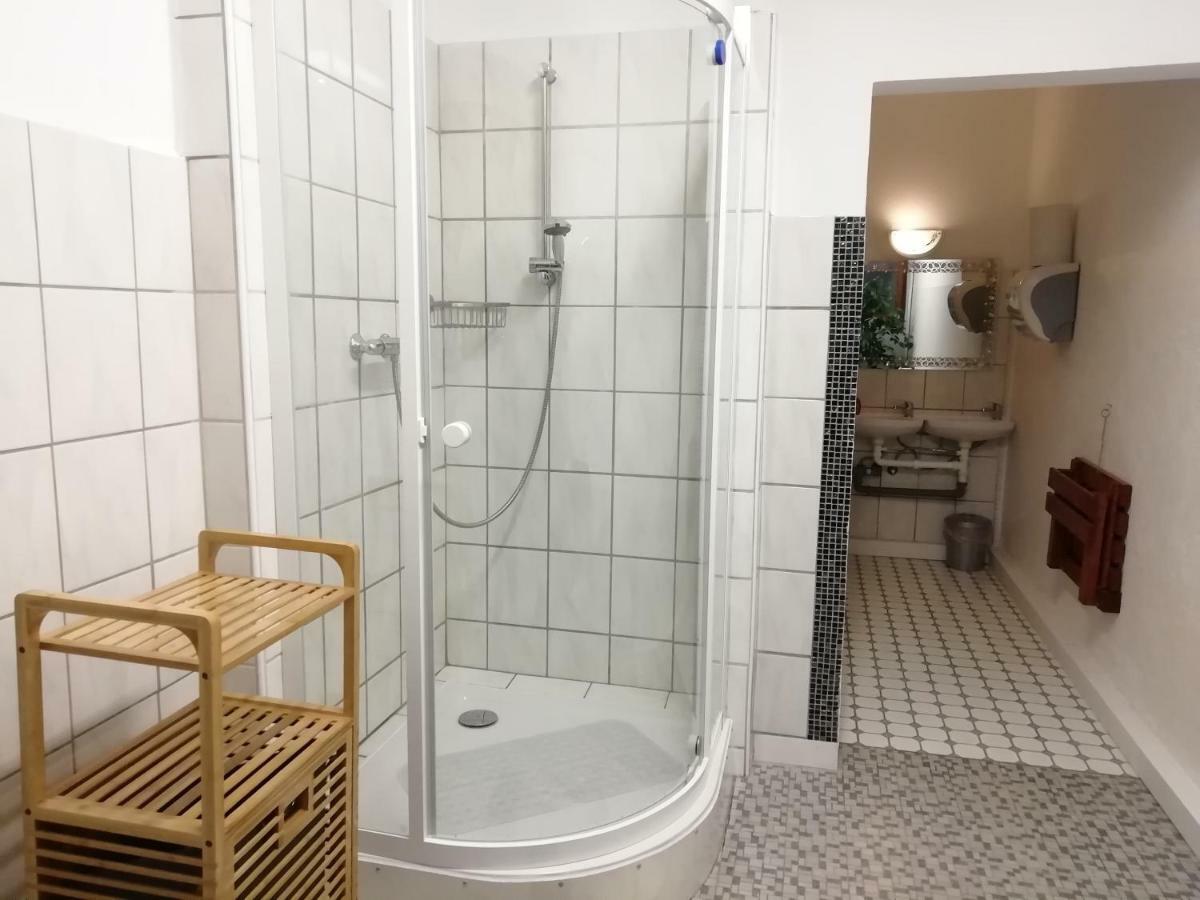 Pension Dingolshausen Exteriör bild