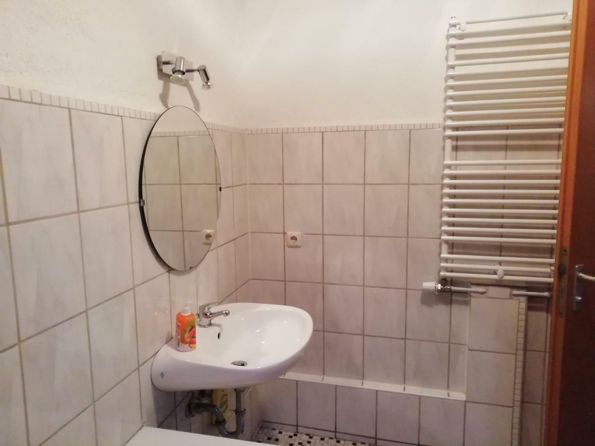 Pension Dingolshausen Exteriör bild